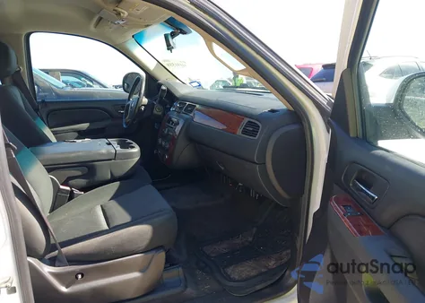 2013 Chevrolet Tahoe Ls из США, поврежденный, VIN 1GNSCAE07DR266252